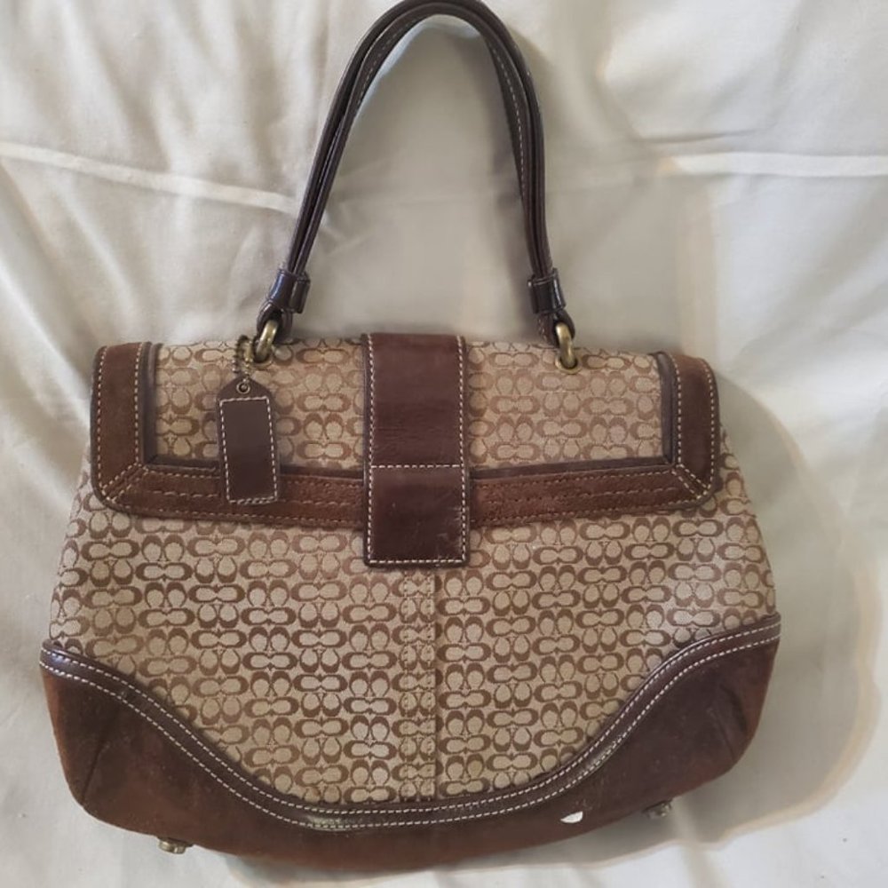 COACH purse/clutch - Picture 3 of 4